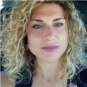 Madrelingua spagnola impartisce lezioni